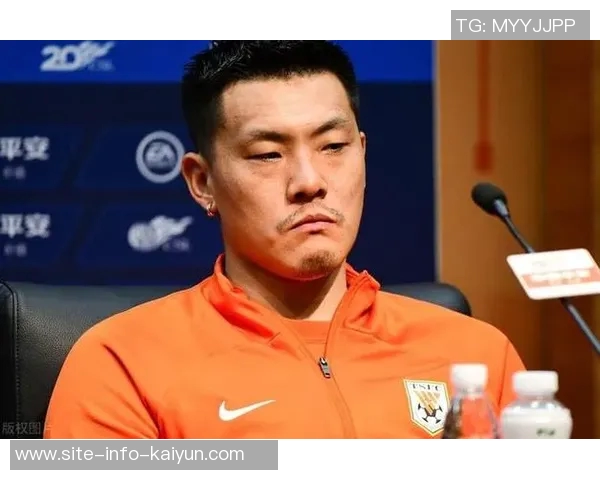 王大雷感谢球迷雨中支持并祝双节快乐展现球队团结精神