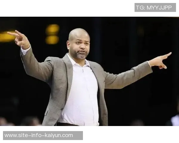 卢教练强调末节失误需加强防守和篮板争夺以提升比赛竞争力