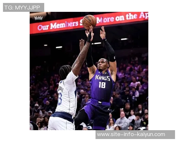 浓眉称赞弗拉格全能表现渴望与顶尖球员对抗进攻端依赖他发挥