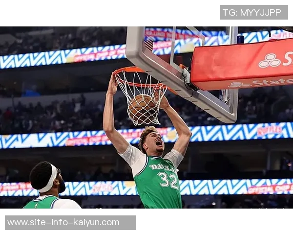 弗拉格狂砍42分创历史追平独行侠新秀单场得分纪录